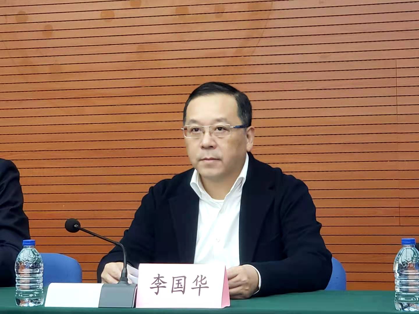 “上海一地升为中风险地区	” 上海zcq？-第3张图片