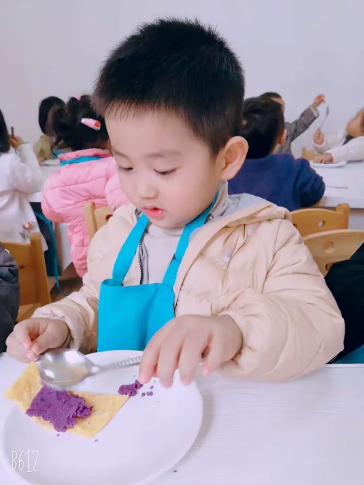 “韩国11名军人确诊	” 天津格林世界幼儿园学费？-第3张图片