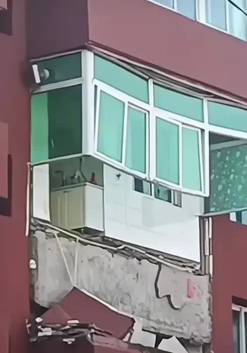 北京一地升为高风险-北京一地发生墙体坍塌-第1张图片