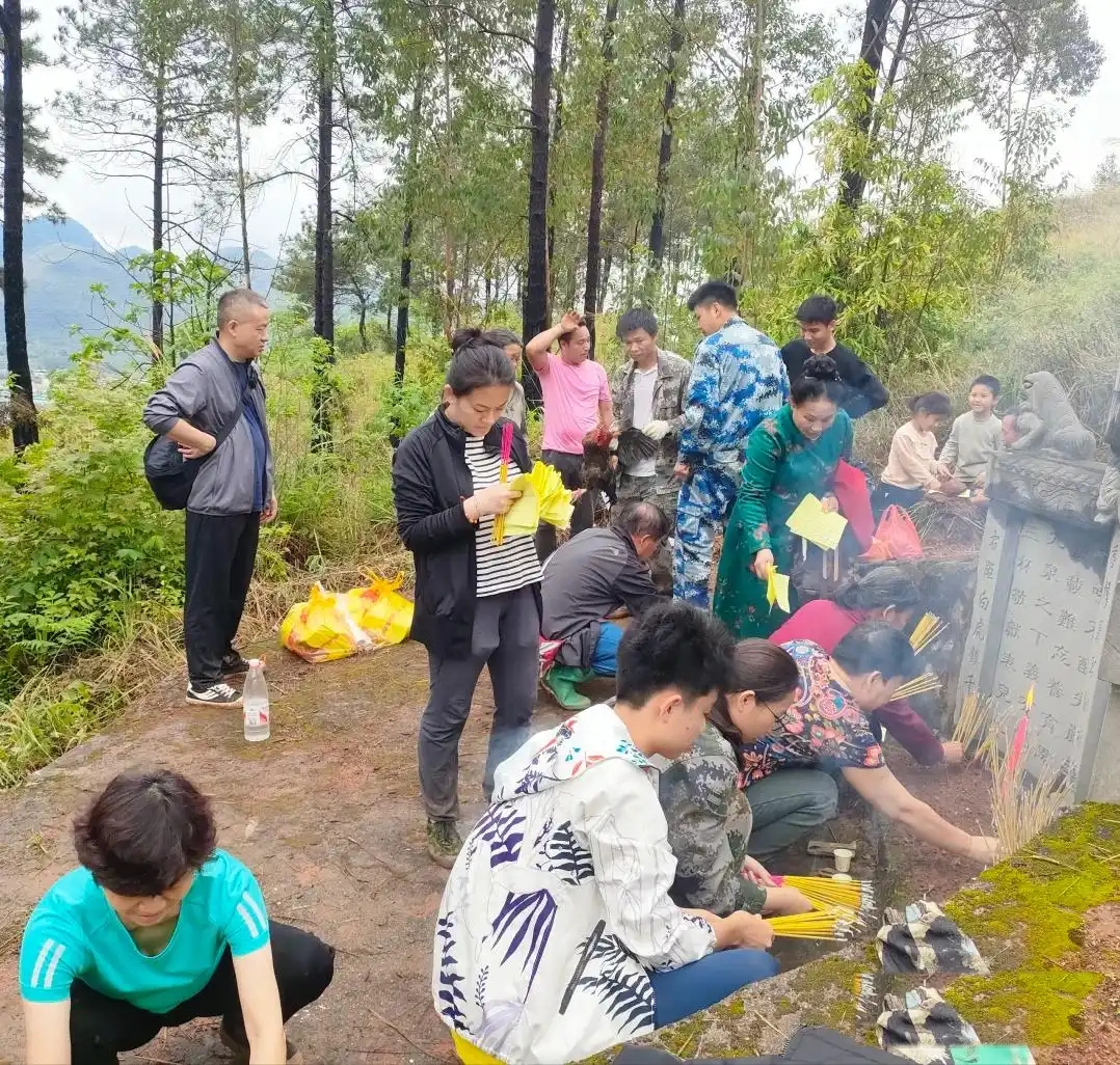 「清明节4月4日可以扫墓吗」〃2023清明节可以去墓地扫墓吗-第2张图片