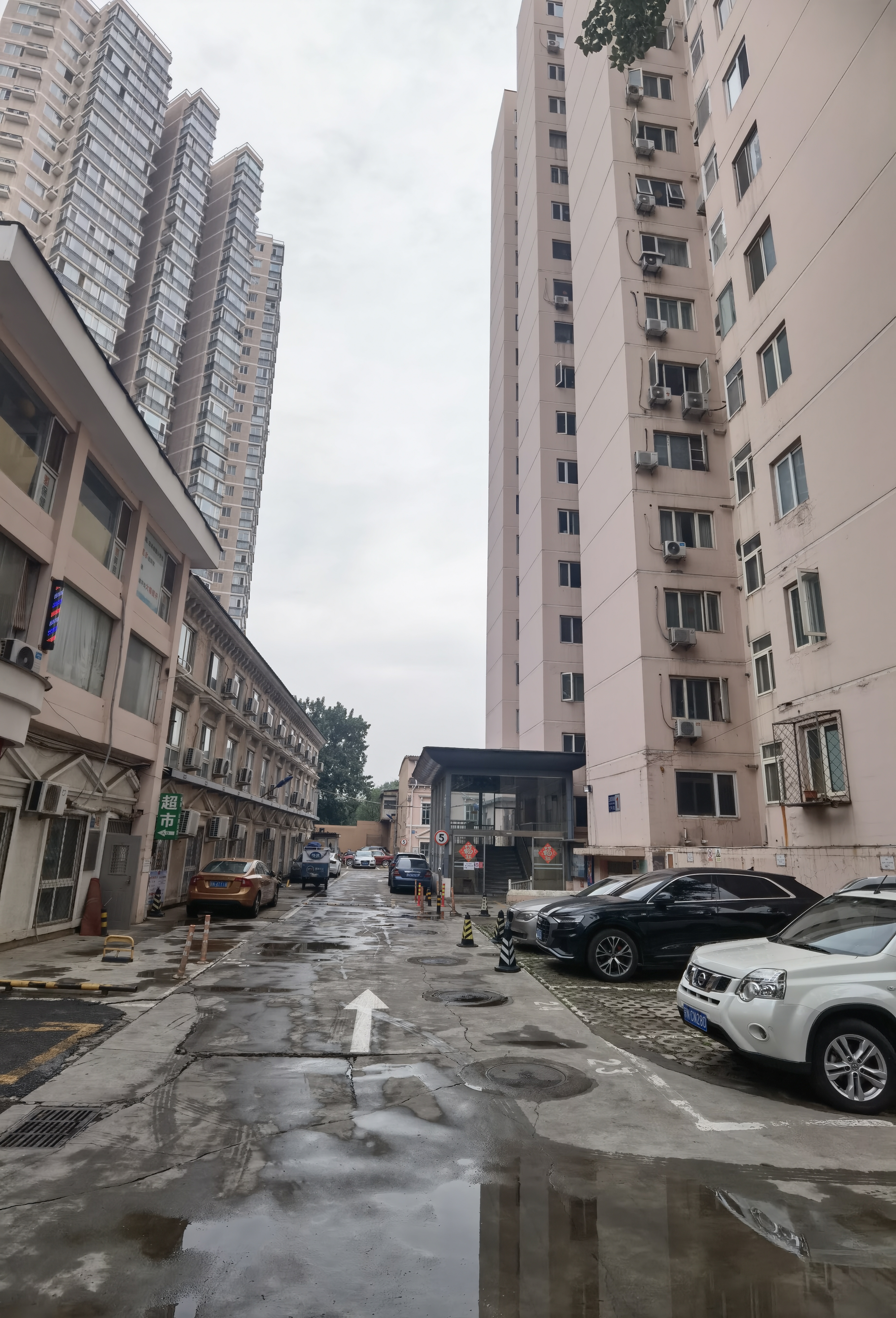 北京有40个小区处于封闭管控-北京878个老旧小区将有物业-第2张图片