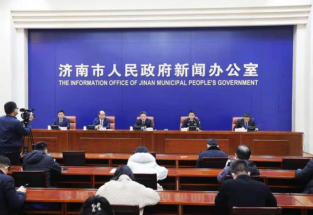 多地公交地铁不再查核酸〃公安打击地铁公交犯罪-第3张图片