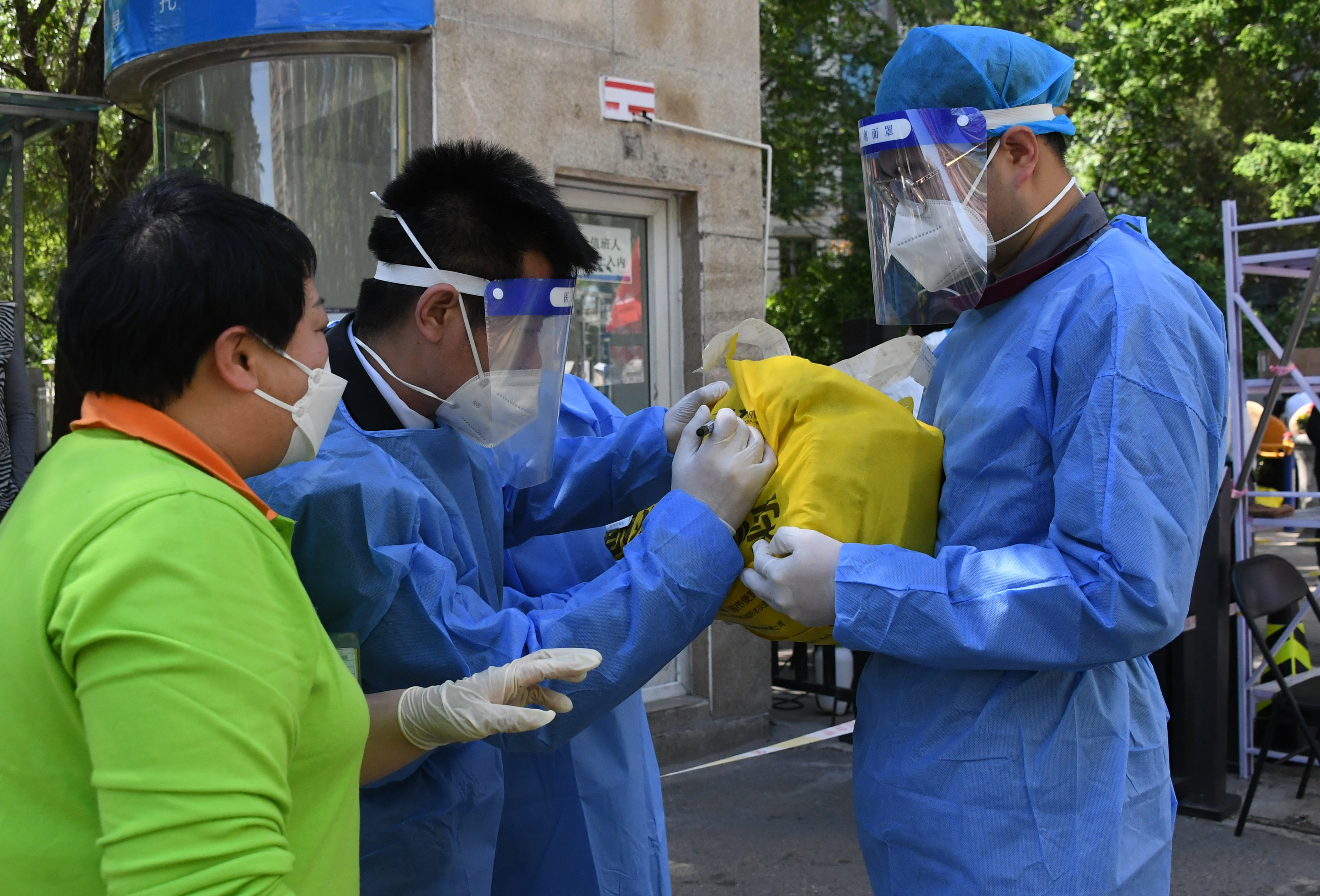 北京有感染者隔离期间仍外出.北京有感染者隔离期间仍外出怎么办-第2张图片
